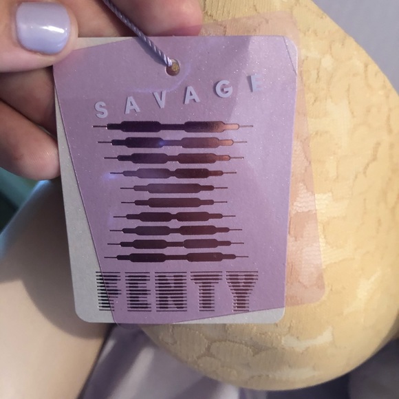 Brand new Savage Fenty T shirt Bra size 44DDD - Picture 1 of 4